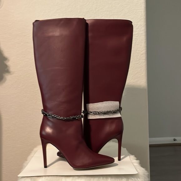 Vince Camuto Felinda Women’s Boot, Color- Blood Red, Size 10M/42 - Picture 3 of 5